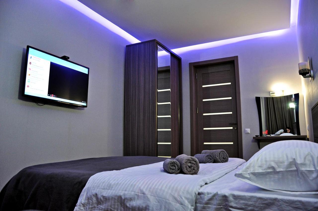 Superior Apartment On Kostava Tbilisi Exterior photo